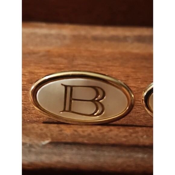 Vintage B Monogram Cufflinks – Silver-Tone Mother of Pearl Men’s Jewelry - Picture 2 of 6
